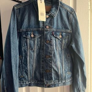 Levi’s Premium Trucker jacket